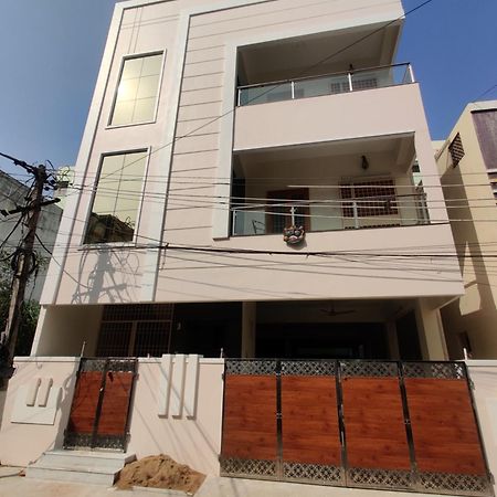 Sk Nivas Villa Tirupati Exteriör bild